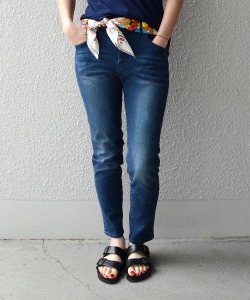 SHIPS Days(シップスデイズ)の「SHIPS Days STANDARD: ワンウォッシュ デニム レギンス◇(デニムパンツ・レディース・ブルー・SMALL/LARGE/MEDIUM)」の1枚目の写真