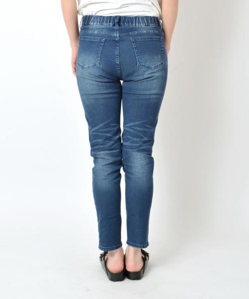 SHIPS Days(シップスデイズ)の「SHIPS Days STANDARD: ワンウォッシュ デニム レギンス◇(デニムパンツ・レディース・ブルー・SMALL/LARGE/MEDIUM)」の4枚目の写真