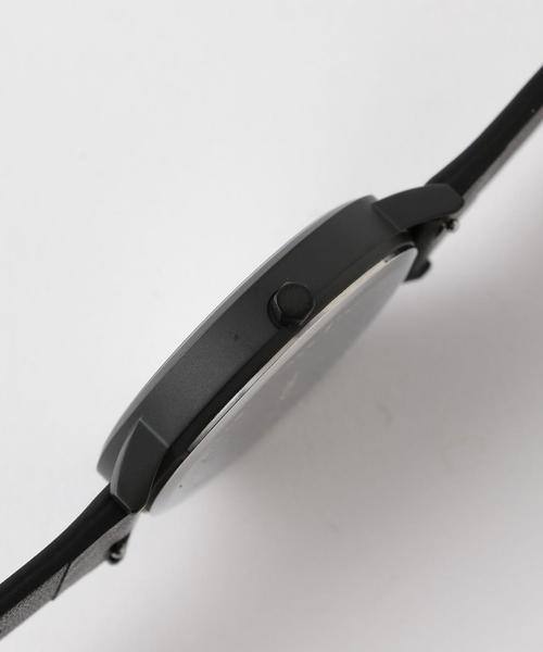 CLUSE（クルース）の「＜CLUSE＞レザー38ｍｍフェイスウォッチ/ブラックカラー（アナログ腕時計・レディース・ブラック・FREE）」の5枚目の写真