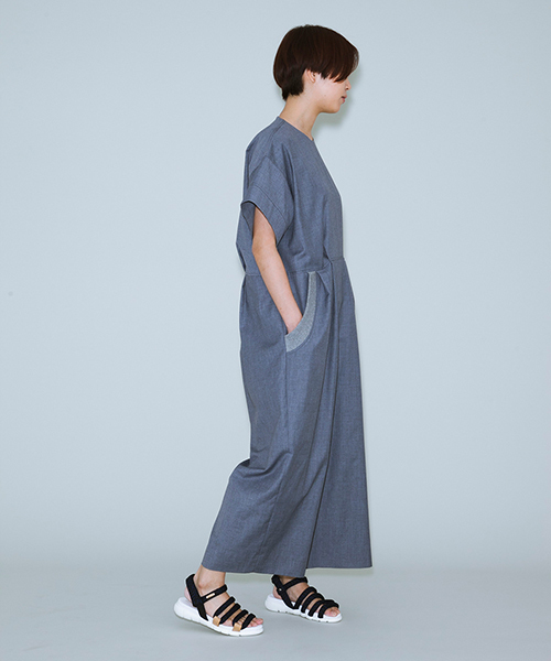 mercibeaucoup,（メルシーボークー）の「Ｂ：サマーウールトロ（つなぎ/オールインワン・レディース・グレー/ネイビー・01）」の6枚目の写真