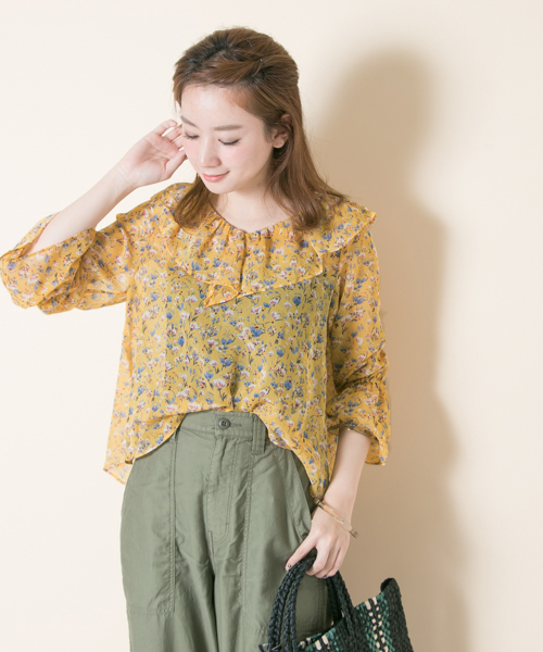 URBAN RESEARCH(アーバンリサーチ)の「フラワープリントブラウス(シャツ/ブラウス・レディース・ブルー系その他/イエロー系その他/ベージュ系その他・FREE)」の21枚目の写真