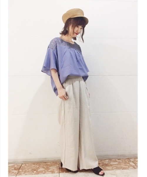 earth music&ecology（アースミュージックアンドエコロジー）の「・ケミカルレースプルオーバー ●（Tシャツ/カットソー・レディース・ブラック/オフホワイト/ライトイエロー/ラベンダー・FREE）」の3枚目の写真