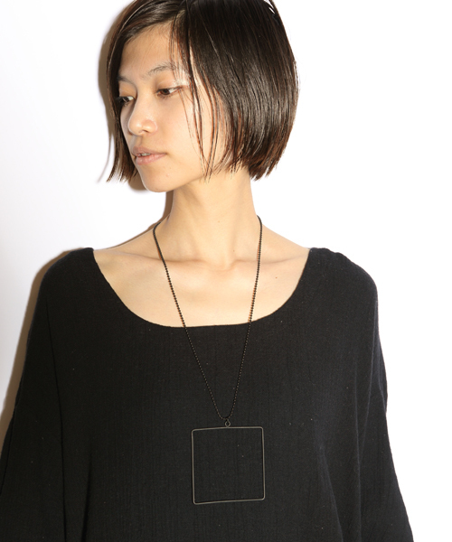 i（アイ）の「○△□ボールチェーンネックレス（ネックレス・レディース・ホワイト/ブラック/グレー・ﾌﾘ-）」の2枚目の写真