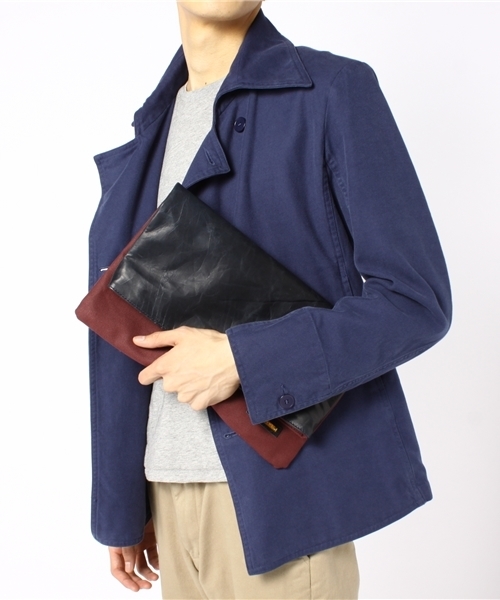 SHIPS JET BLUE（シップスジェットブルー）の「JB: キャンバス/レザー　コンビクラッチバッグSLD（クラッチバッグ・メンズ・ブラック/カーキ/ブラウン/ネイビー・ONE SIZE）」の5枚目の写真