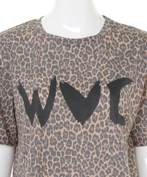 WC（ダブル シー）の「wc/ヒョウ柄BIGロゴTシャツ（Tシャツ/カットソー・レディース・その他1・FREE）」の3枚目の写真