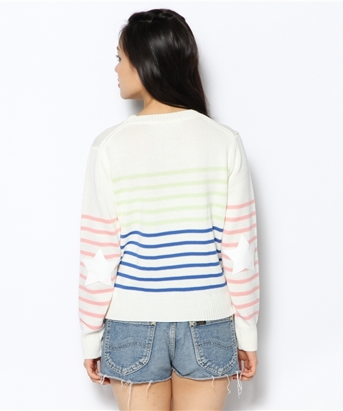 Khaju（カージュ）の「Khaju:ボーダースターパッチプルオーバー（ニット/セーター・レディース・レッド/ブルー・ONE SIZE）」の3枚目の写真