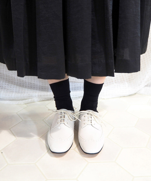 cava cava（サヴァサヴァ）の「〈cava cava（サヴァサヴァ）〉レースアップシューズ（ドレスシューズ・レディース・ワインレッド/ブラック/ガンメタ/ホワイト・24.0cm/22.5cm/23.5cm/23.0cm/24.5cm）」の2枚目の写真