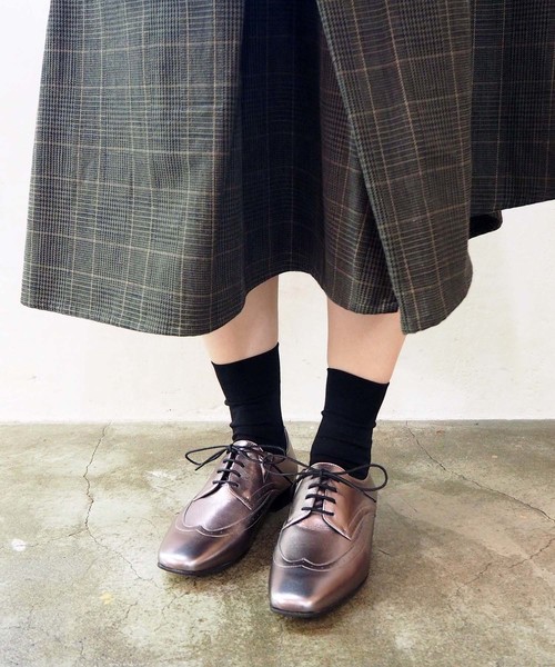 cava cava（サヴァサヴァ）の「〈cava cava（サヴァサヴァ）〉レースアップシューズ（ドレスシューズ・レディース・ワインレッド/ブラック/ガンメタ/ホワイト・24.0cm/22.5cm/23.5cm/23.0cm/24.5cm）」の4枚目の写真