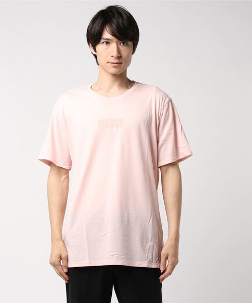 Hurley (ハーレー)の「M DF OAO SMALL BOX REF SS / ハーレー ボックスロゴプリントTシャツ ユニセックス(Tシャツ/カットソー・メンズ・ブラック/ピンク/アイボリー/グレー・MEDIUM/SMALL/LARGE)」の1枚目の写真