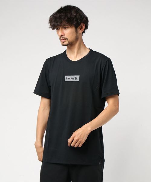 Hurley (ハーレー)の「M DF OAO SMALL BOX REF SS / ハーレー ボックスロゴプリントTシャツ ユニセックス(Tシャツ/カットソー・メンズ・ブラック/ピンク/アイボリー/グレー・MEDIUM/SMALL/LARGE)」の3枚目の写真