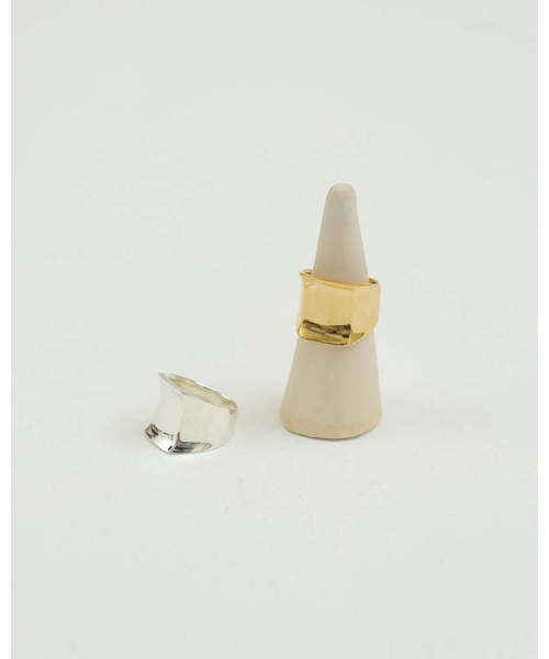 TODAYFUL（トゥデイフル）の「スクエアリング（リング・レディース・シルバー/ゴールド・#13/#11）」の7枚目の写真