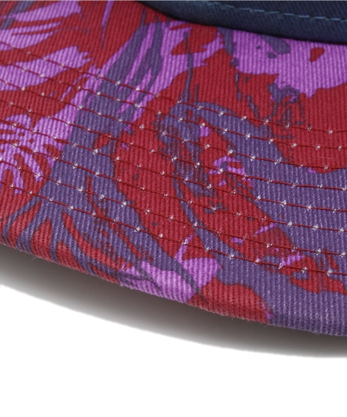 NIKE(ナイキ)の「NIKE SB ナイキ リザードカモ スナップバック キャップ(キャップ・メンズ・ブラック/ダークグレー・ONE SIZE)」の8枚目の写真