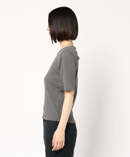 バックオープン五分袖テレコリブカットソートップス（Tシャツ