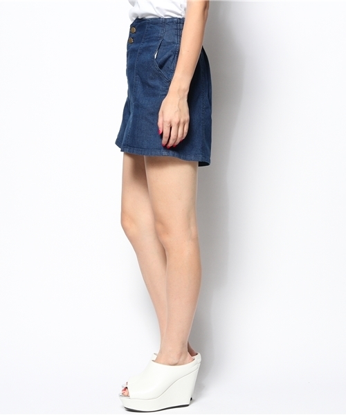 Chico（チコ）の「ハイウエストイージーショーツ（その他パンツ・レディース・ホワイト/ネイビー・FREE）」の6枚目の写真