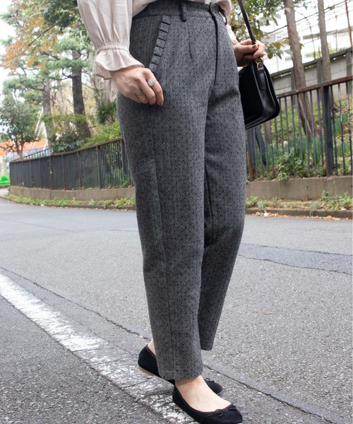 flower（フラワー）の「フロッキーテーパードパンツ（その他パンツ・レディース・ブラック/ベージュ・FREE）」の7枚目の写真