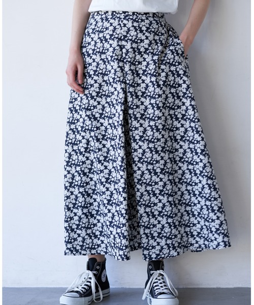 AMERICAN HOLIC（アメリカンホリック）の「ラップ風フレアスカート　＊〇（スカート・レディース・ブルー系その他6/イエロー系その他3/ブルー系その他/ドット/チェック/その他14・M/L）」の2枚目の写真