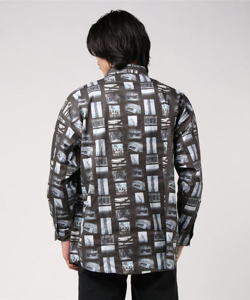 NO ID.（ノーアイディ）の「フォトグラフィックプリントSH（シャツ/ブラウス・メンズ・ホワイト/ブラック/グレー・ONE SIZE）」の21枚目の写真