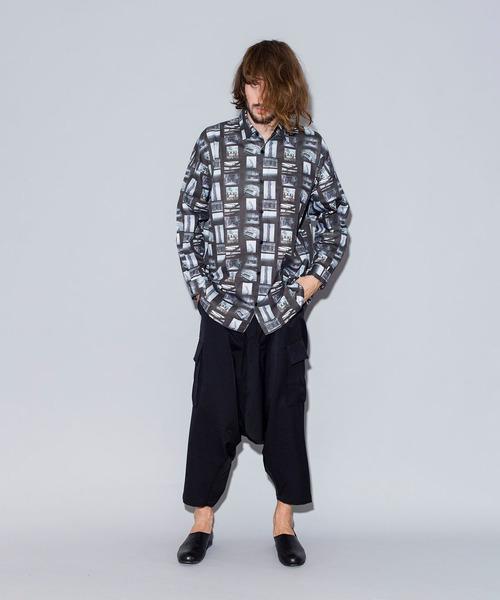 NO ID.（ノーアイディ）の「フォトグラフィックプリントSH（シャツ/ブラウス・メンズ・ホワイト/ブラック/グレー・ONE SIZE）」の8枚目の写真