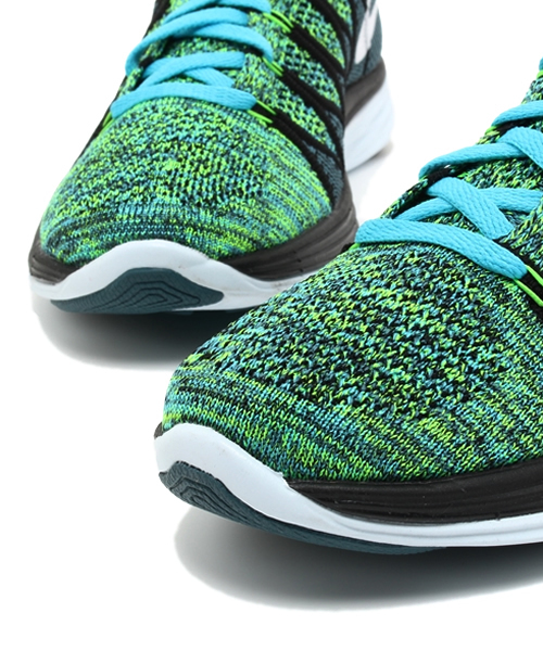 NIKE(ナイキ)の「ウィメンズ ナイキ フライニットルナ NIKE WMNS NIKE FLYKNIT LUNAR2 620658-401(スニーカー・レディース・グリーン・24.5cm/23cm/23.5cm)」の5枚目の写真
