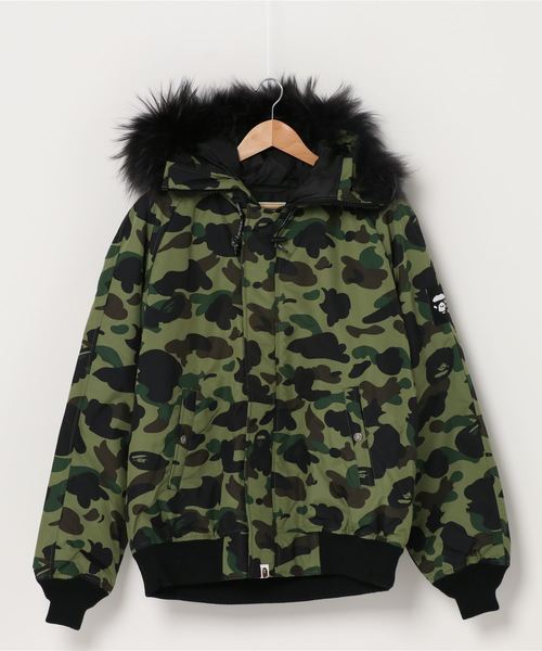 A BATHING APE（アベイシングエイプ）の「1ST CAMO N-2B DOWN JACKET M 