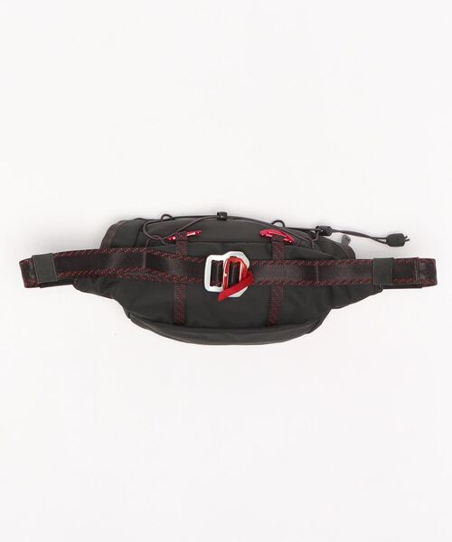 KLATTERMUSEN(クレッタルムーセン)の「KLATTERMUSEN(クレッタルムーセン)/Eldner Lumbarpack(ボディバッグ/ウエストポーチ・レディース・ブラック/レッド/イエロー・FREE)」の4枚目の写真