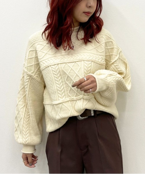apres jour mignon(アプレジュールミニョン)の「ケーブルパッチワークニット【ZOZOTOWN限定アイテム】(ニット/セーター・レディース・ブラック/アイボリー/グリーン系その他/グレイッシュベージュ・X-LARGE/フリー)」の5枚目の写真