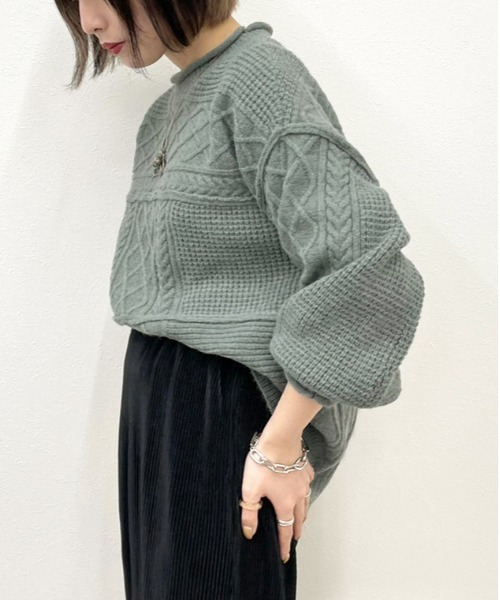 apres jour mignon(アプレジュールミニョン)の「ケーブルパッチワークニット【ZOZOTOWN限定アイテム】(ニット/セーター・レディース・ブラック/アイボリー/グリーン系その他/グレイッシュベージュ・X-LARGE/フリー)」の20枚目の写真