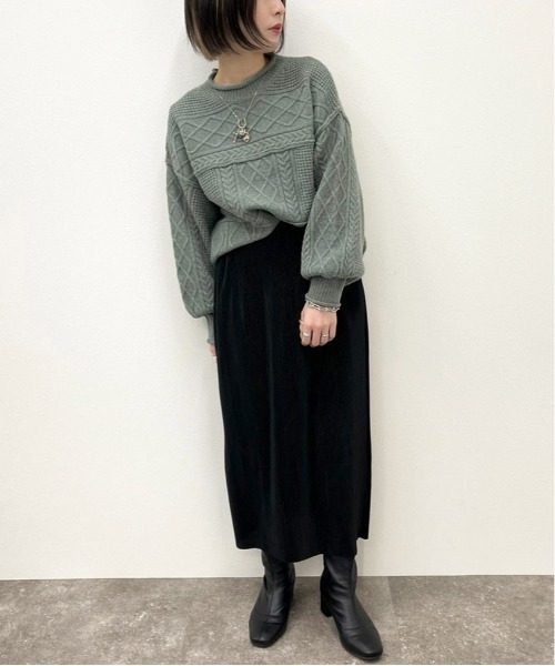 apres jour mignon(アプレジュールミニョン)の「ケーブルパッチワークニット【ZOZOTOWN限定アイテム】(ニット/セーター・レディース・ブラック/アイボリー/グリーン系その他/グレイッシュベージュ・X-LARGE/フリー)」の22枚目の写真
