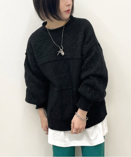 apres jour mignon(アプレジュールミニョン)の「ケーブルパッチワークニット【ZOZOTOWN限定アイテム】(ニット/セーター・レディース・ブラック/アイボリー/グリーン系その他/グレイッシュベージュ・X-LARGE/フリー)」の12枚目の写真