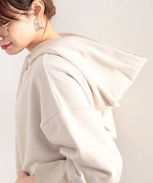 classicalelf(クラシカルエルフ)の「実は、袖はフェイクなんです!楽ちん&カジュアルスウェットパーカー(スウェット・レディース・モカ/アイボリー/サンドベージュ/ブラック/ブルー・SMALL/MEDIUM/LARGE)」の7枚目の写真