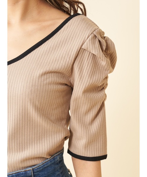 ROYAL PARTY(ロイヤルパーティー)の「パワショルラインカラートップス(Tシャツ/カットソー・レディース・オフホワイト/ベージュ/ブラック・FREE)」の8枚目の写真