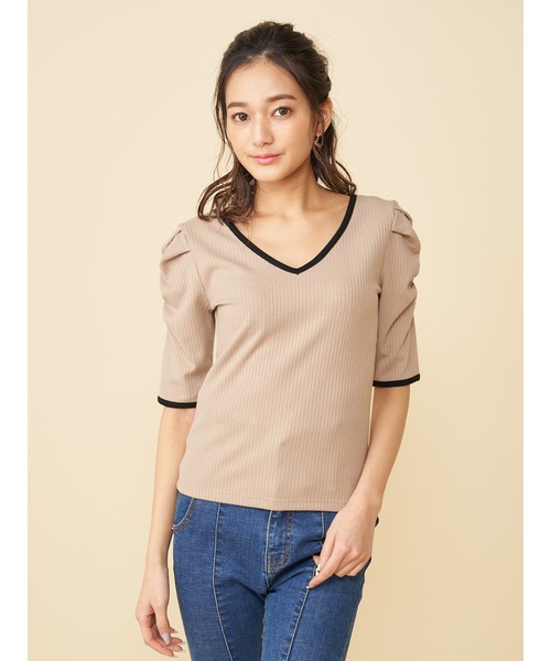 ROYAL PARTY(ロイヤルパーティー)の「パワショルラインカラートップス(Tシャツ/カットソー・レディース・オフホワイト/ベージュ/ブラック・FREE)」の5枚目の写真