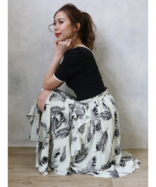 ROYAL PARTY(ロイヤルパーティー)の「パワショルラインカラートップス(Tシャツ/カットソー・レディース・オフホワイト/ベージュ/ブラック・FREE)」の4枚目の写真