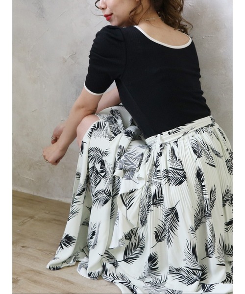 ROYAL PARTY(ロイヤルパーティー)の「パワショルラインカラートップス(Tシャツ/カットソー・レディース・オフホワイト/ベージュ/ブラック・FREE)」の10枚目の写真