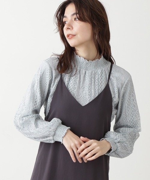 N.(N. Natural Beauty Basic)(エヌエヌナチュラルビューティーベーシック)の「レースシャーリングネックブラウス(シャツ/ブラウス・レディース・ブラック/ホワイト/ブルー・MEDIUM)」の3枚目の写真