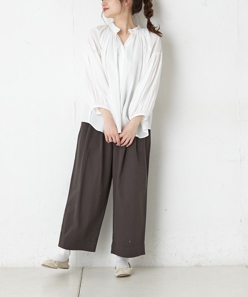 PUAL CE CIN(ピュアルセシン)の「綿麻カツラギストレッチタックパンツ(その他パンツ・レディース・チャコールグレー/アイボリー/ナチュラル・FREE)」の22枚目の写真