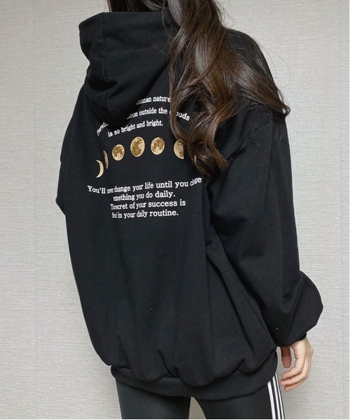 SONA（ソナ）の「SONYUNARA バックプリントフードパーカー（パーカー・レディース・ブラック/カーキ/ブルー/アイボリー・FREE）」の11枚目の写真