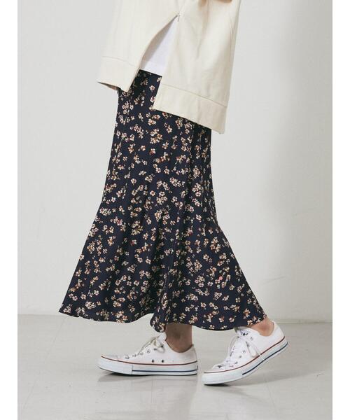 GARAGE OF GOOD CLOTHING（ガレージオブグッドクロージング）の「プリントマーメードスカート　＊（スカート・レディース・パープル・FREE）」の10枚目の写真