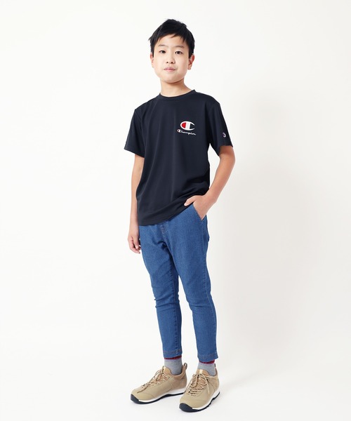 Champion（チャンピオン）の「Chamion/チャンピオン　キッズスポーツ　ロゴプリントTシャツ（Tシャツ/カットソー・キッズ・ブラック/ホワイト/ブルー/ネイビー/イエロー・100cm/120cm/130cm/160cm/140cm/150cm/110cm）」の18枚目の写真