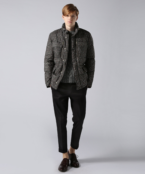 Paul Smith（ポールスミス）の「STIPPLED COLOR PRINT M-65 DOWN