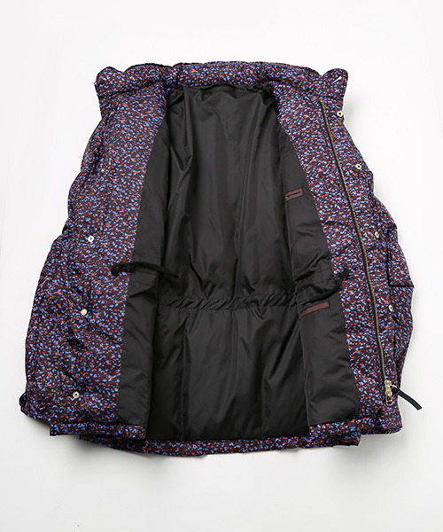 Paul Smith（ポールスミス）の「STIPPLED COLOR PRINT M-65 DOWN