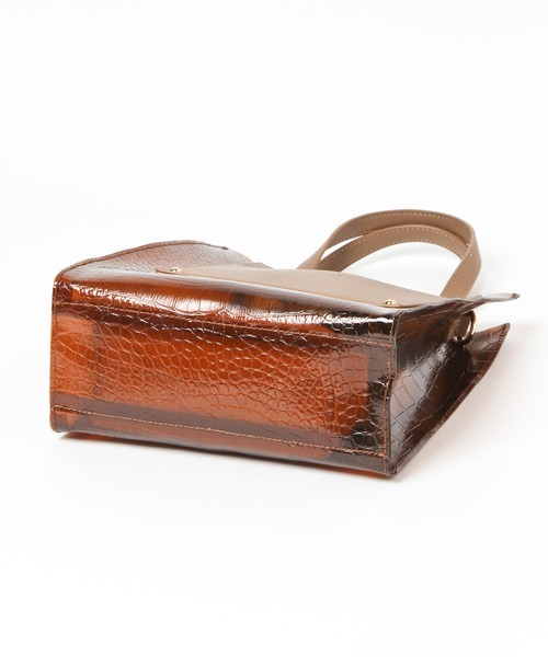 Heather（ヘザー）の「ポケットＰＶＣバッグ　950514（ショルダーバッグ・レディース・ホワイト系/ブラウン系・ONE SIZE）」の8枚目の写真