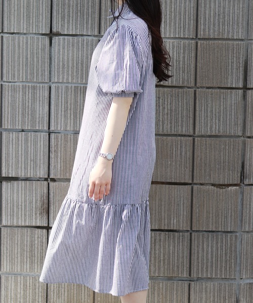 Monocoro toppi（モノコロトッピ）の「裾切り替え シャツワンピース（ワンピース・レディース・ブラック/ベージュ/オフホワイト/ブラック系その他・M）」の20枚目の写真