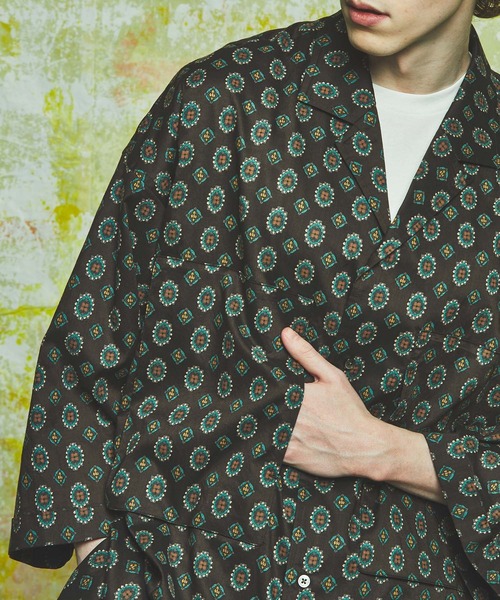 MAISON SPECIAL（メゾンスペシャル）の「《ユニセックスアイテム》小紋柄エクストラプライムオーバーショートスリーブオープンカラーシャツ 【MAISON SPECIAL/メゾンスペシャル】（シャツ/ブラウス・メンズ・オフホワイト/ベージュ/ブラック/ブルー・0/1/2）」の9枚目の写真
