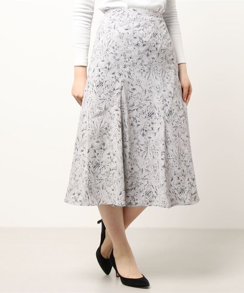 WILLSELECTION（ウィルセレクション）の「ラインフラワーマーメイドスカート（スカート・レディース・ホワイト系その他/グレー系その他・SMALL/MEDIUM）」の4枚目の写真