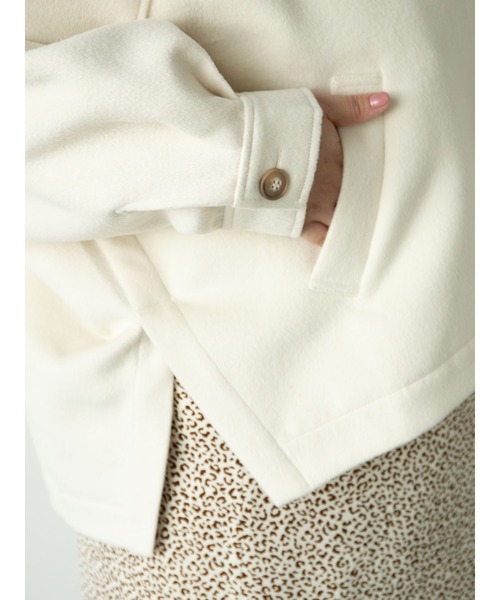 SLURR（スラ―）の「【大きいサイズ】サイドスリットブルゾン（ブルゾン・レディース・アイボリー/チョコ・L）」の5枚目の写真