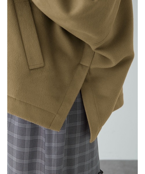 SLURR（スラ―）の「【大きいサイズ】サイドスリットブルゾン（ブルゾン・レディース・アイボリー/チョコ・L）」の15枚目の写真