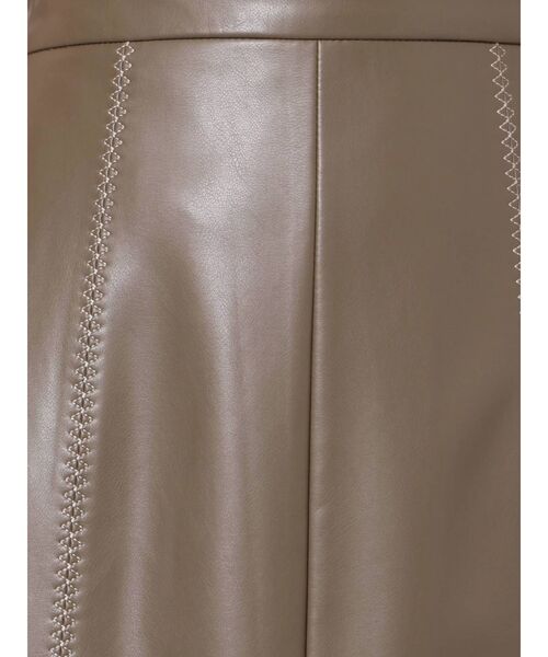 LAGUNAMOON（ラグナムーン）の「配色ステッチフェイクレザーロングスカート（スカート・レディース・アイボリー/カーキ/ブラック・SMALL/MEDIUM）」の19枚目の写真