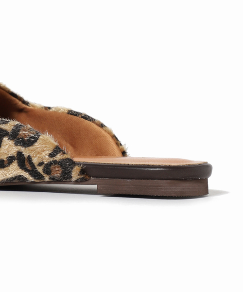 Simplicite(サンプリシテ)の「アニマル柄フラットシューズ◆(スリッポン・レディース・ブラック/ベージュ・SMALL/MEDIUM/LARGE)」の8枚目の写真