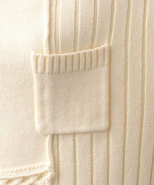 AVIREX（アヴィレックス）の「タートルカラーコンビ ニットトップス/ TURTLE COLOR COMBI KNIT TOPS（ニット/セーター・レディース・ブラック/オフホワイト/オリーブ・FREE）」の7枚目の写真